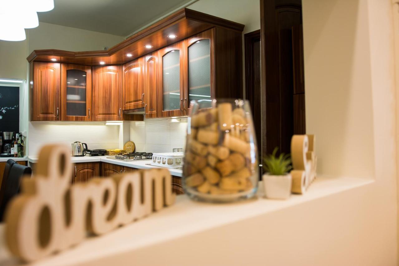 Cork Apartman Эгер Экстерьер фото