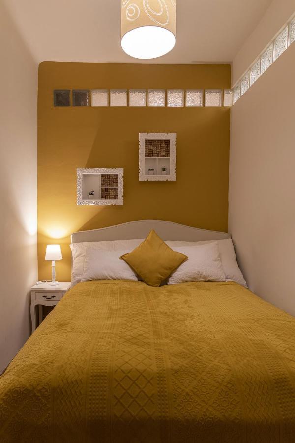 Cork Apartman Эгер Экстерьер фото