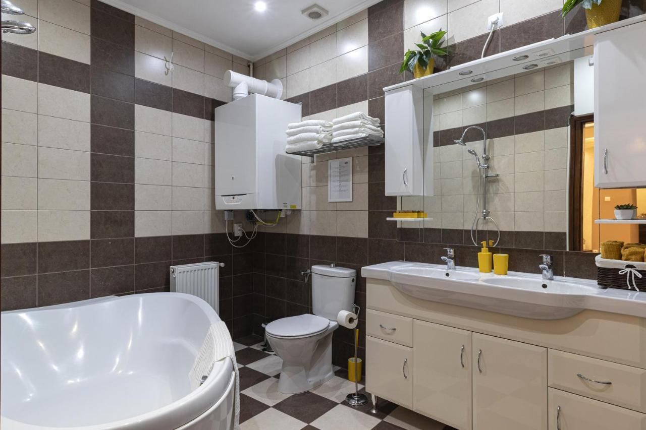 Cork Apartman Эгер Экстерьер фото